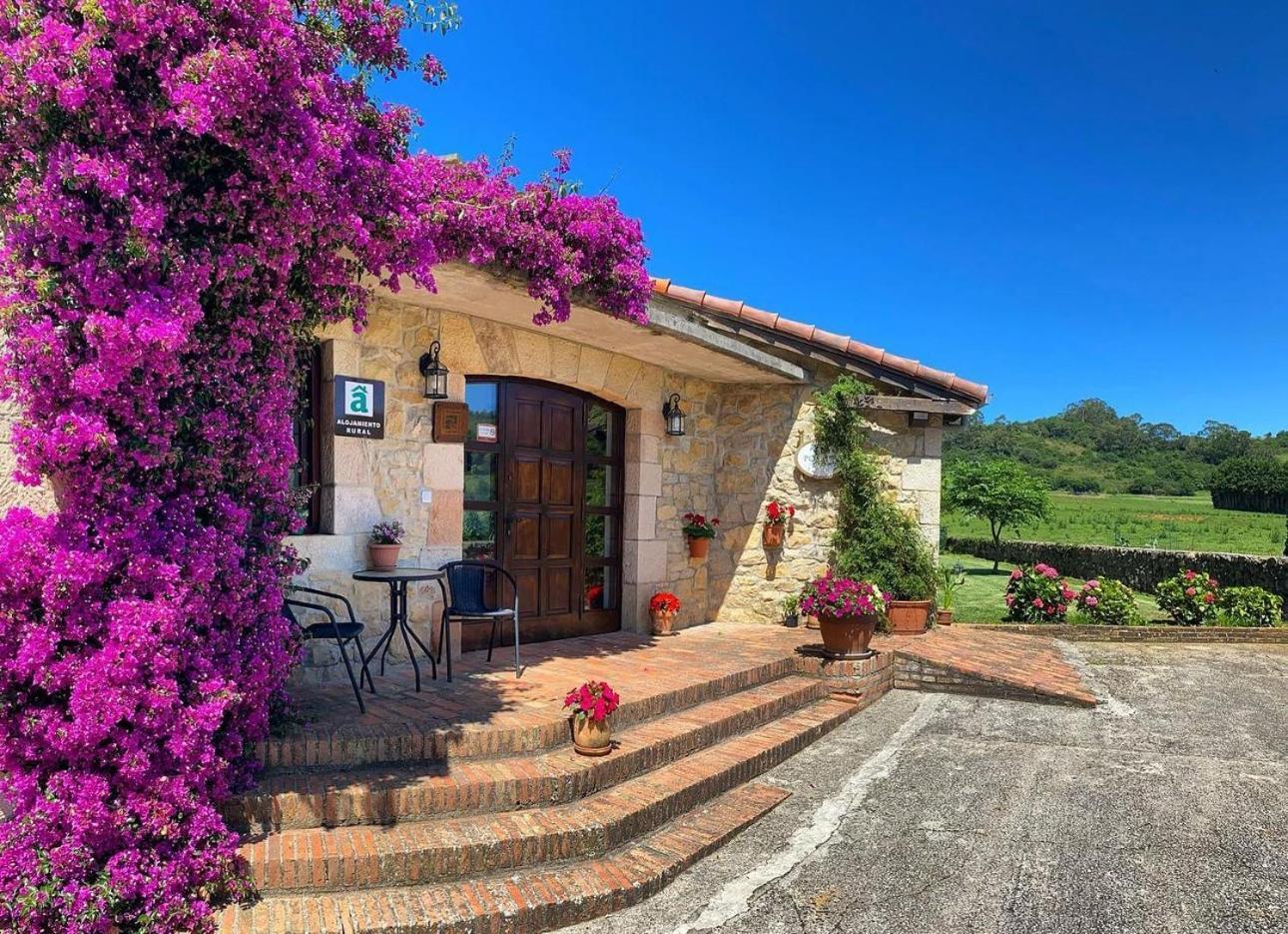 Gasthaus Posada La Roblera Orena Exterior foto